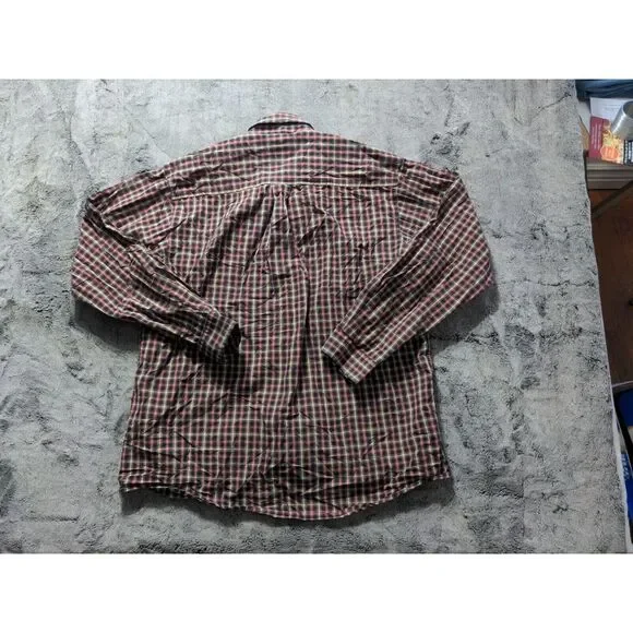 Cinch Long Sleeve Button Down Shirt Men's Size Medium Red Plaid - Picture 7 of 9
